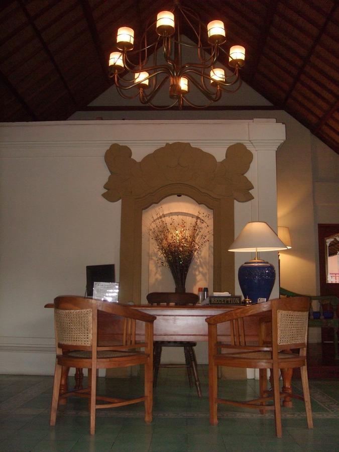 Strawberry Hill Hotel & Restaurant Bedugul  Buitenkant foto